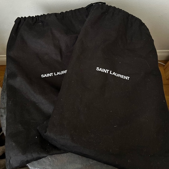 Saint Laurent ankle leather boots, worn only 1 time with original dust bags. - Picture 7 of 8